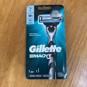 NIP Mach 3 Razor and 1 Blade Cartridge